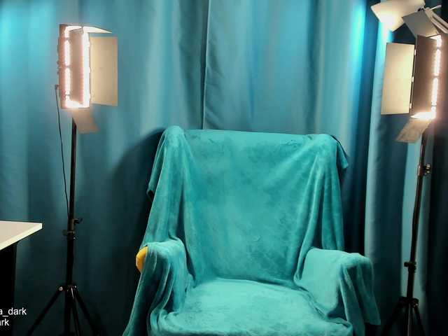 aliska-dark Live Cam on BongaCams