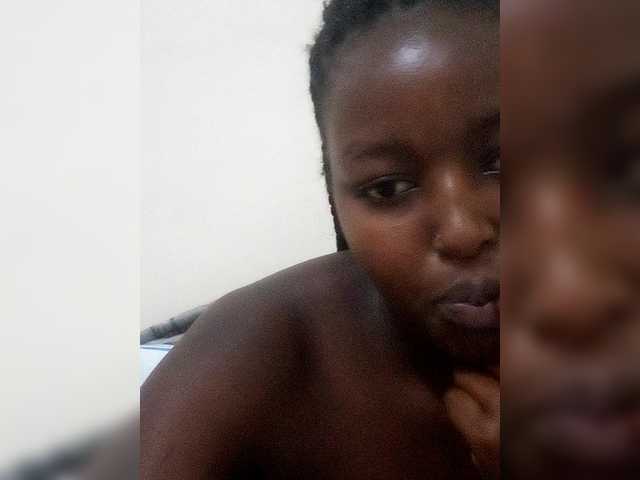 Innocent-Slut's BongaCams show and profile