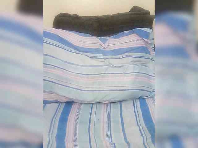 Innocent-Slut webcam