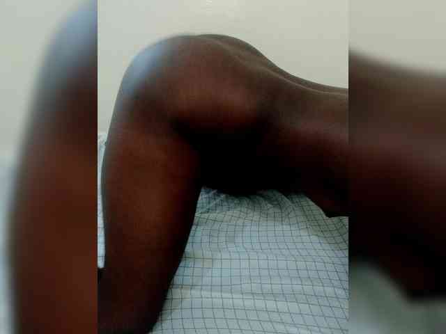 Model: Innocent-Slut