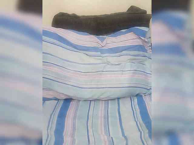 Innocent-Slut webcam