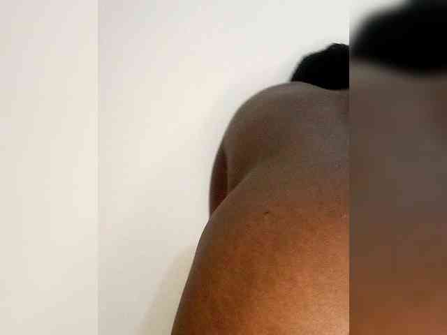 Innocent-Slut webcam