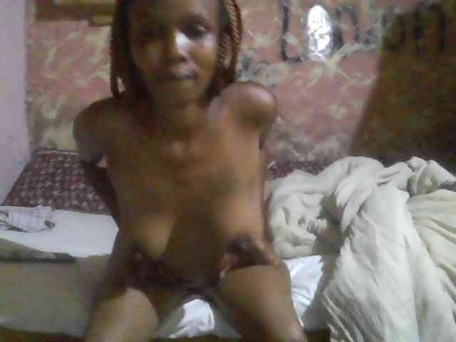 Brownpaper Live Webcam on BongaCams