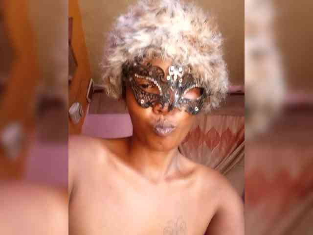 Model: Brownpaper