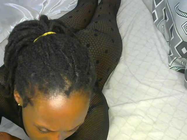 cherry96 Live Cam and Statistics on UnifiedCams