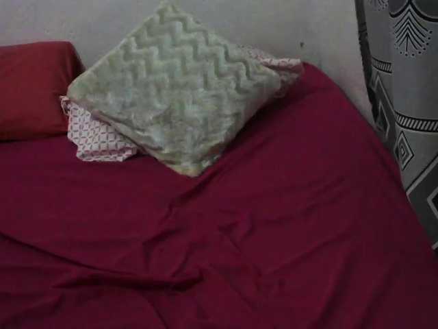 le modèle cherry96 est en webcam porno dans un show sur le site bongacams, il possède les tags suivants: Ebony,Brunette,Shaved