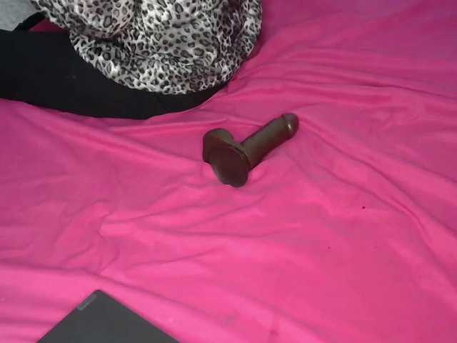 cherry96's BongaCams show and profile