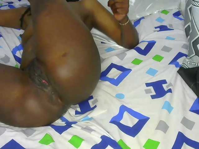 cherry96's BongaCams show and profile