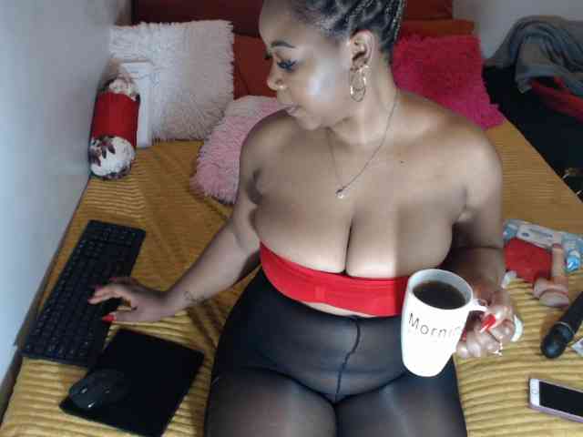Sexypreshiee webcam