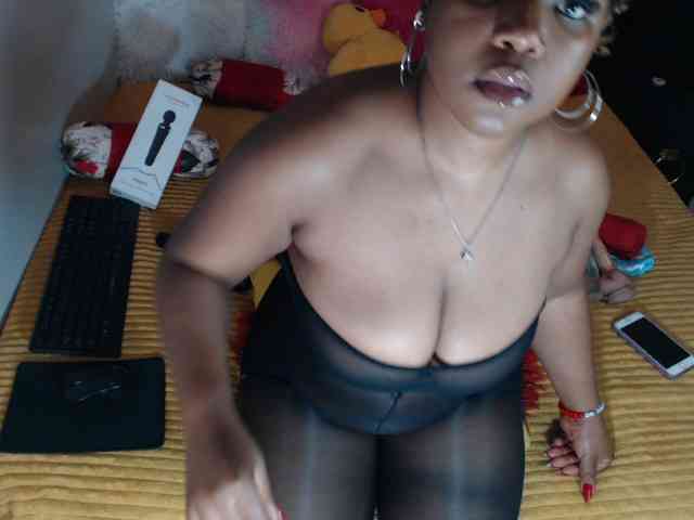 Sexypreshiee webcam