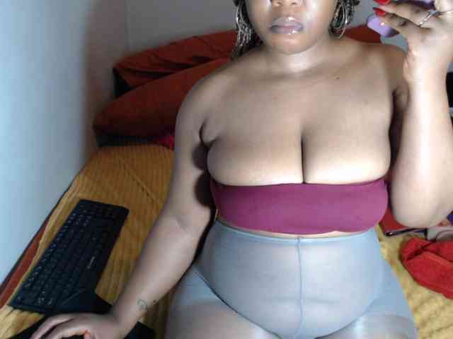 Sexypreshiee webcam