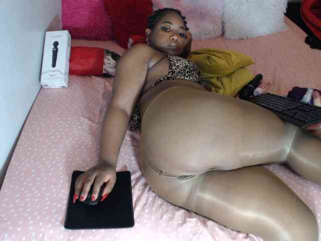 Sexypreshiee webcam