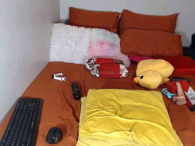 Sexypreshiee webcam
