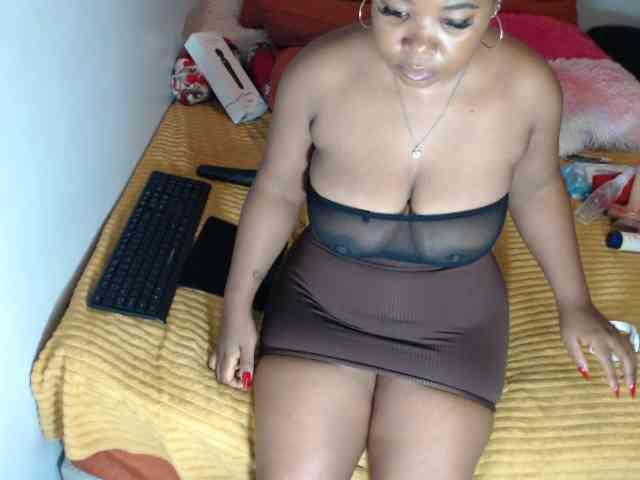Sexypreshiee webcam