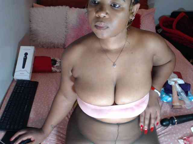 Sexypreshiee webcam