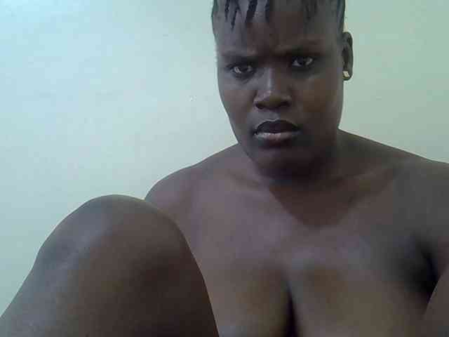 sexysharo webcam