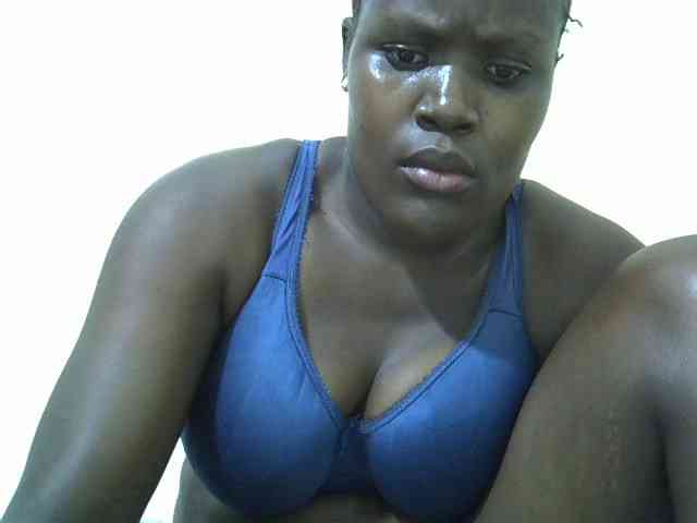 sexysharo webcam