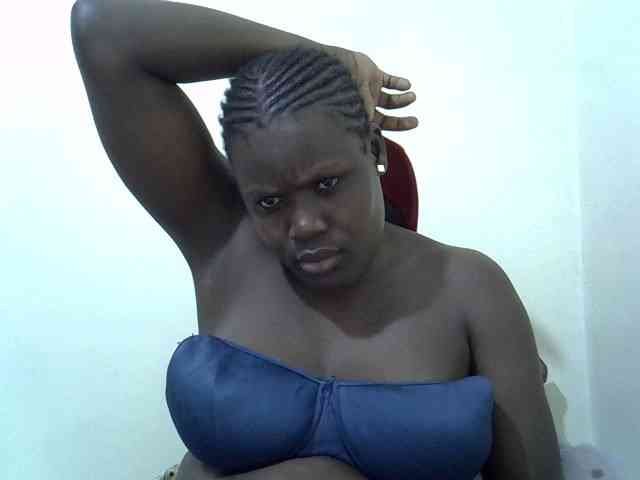 sexysharo webcam