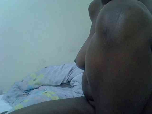 sexysharo webcam