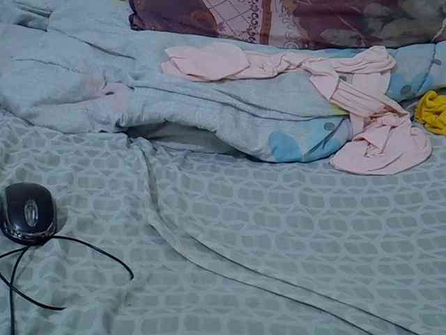 sexysharo webcam