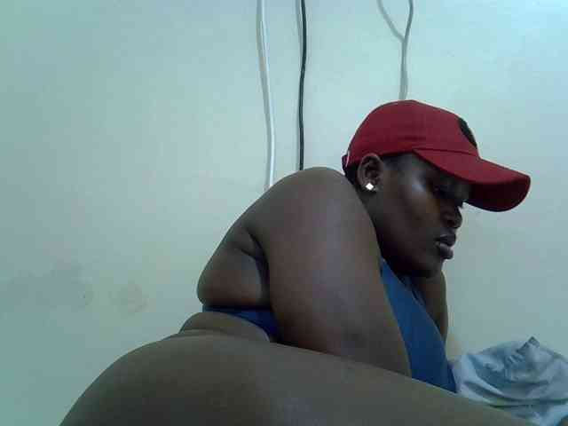 sexysharo webcam