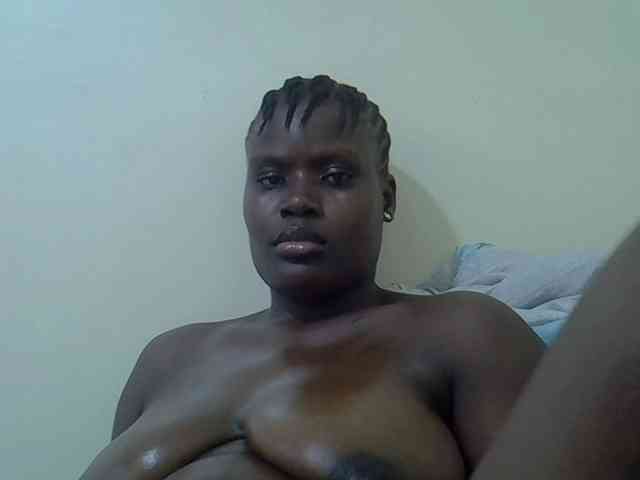 sexysharo webcam
