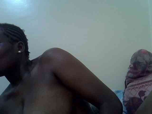 sexysharo webcam