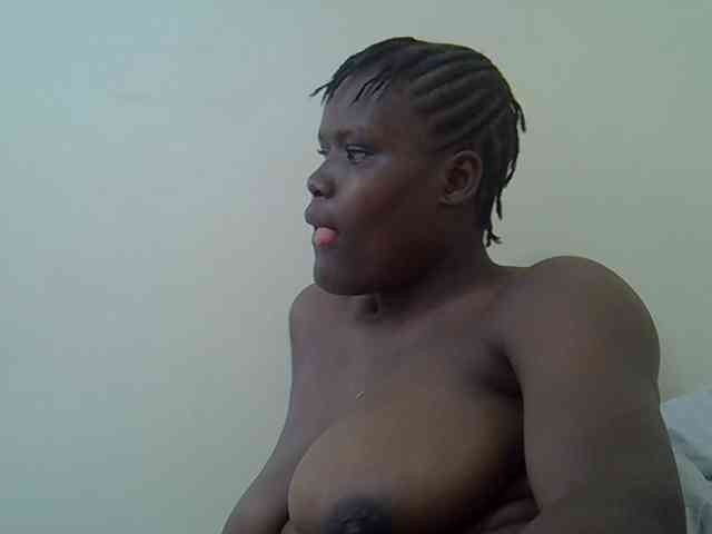sexysharo webcam