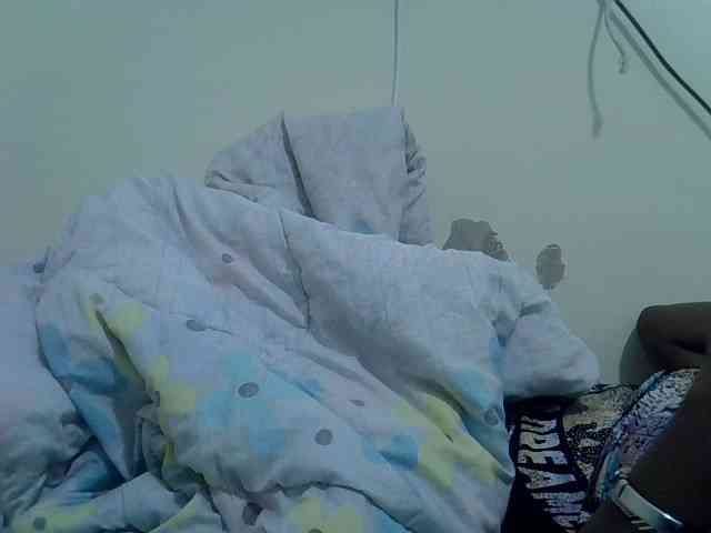 sexysharo webcam