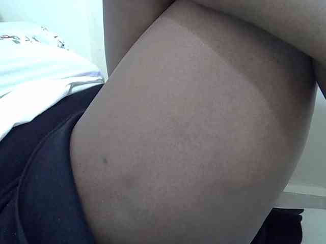 sexysharo webcam