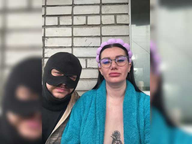 goldencouple's BongaCams show and profile