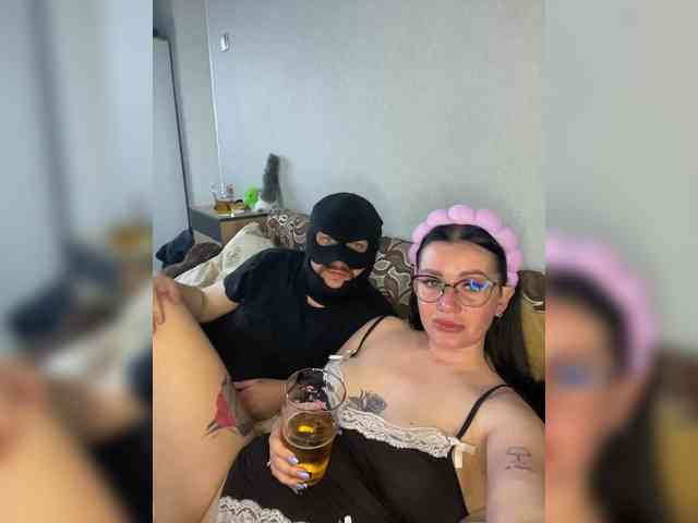 nude live chat room Goldencouple