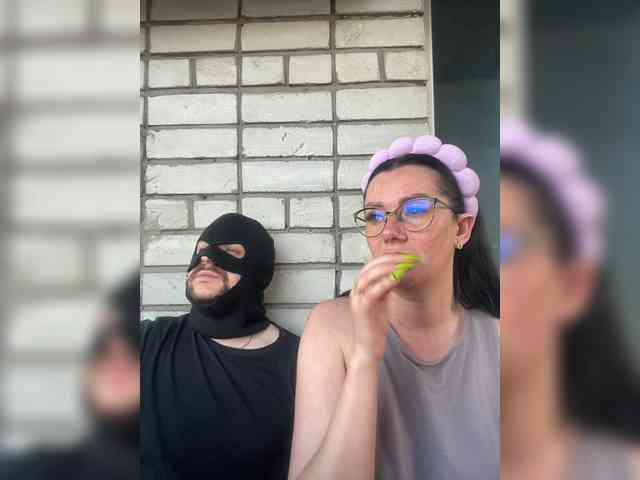 goldencouple webcam