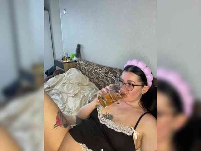 nude live chat room Goldencouple