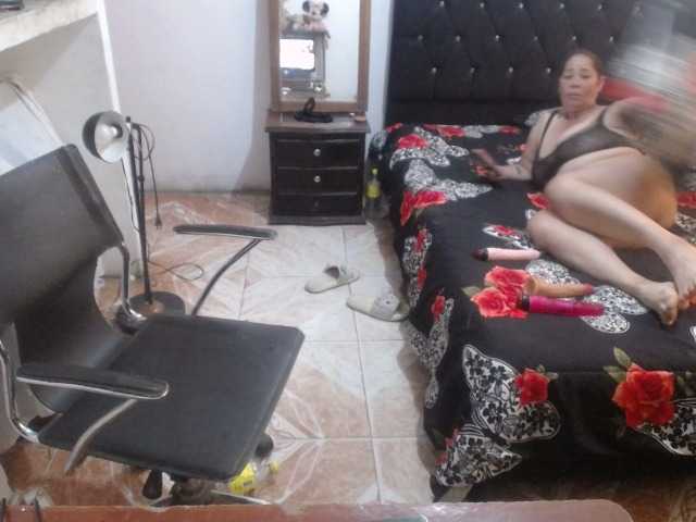 Photo 2 of Deboramilf73