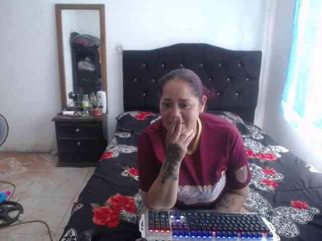 Deboramilf73 webcam
