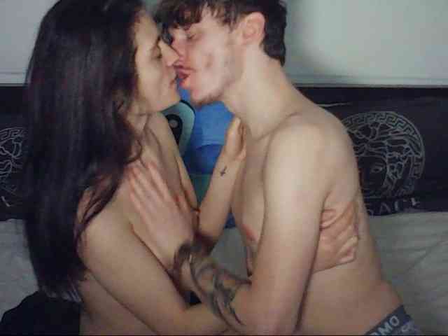 DirtyLoveCouple webcam