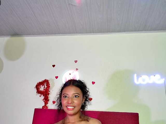 Ellie-Cute7 live cam on BongaCams