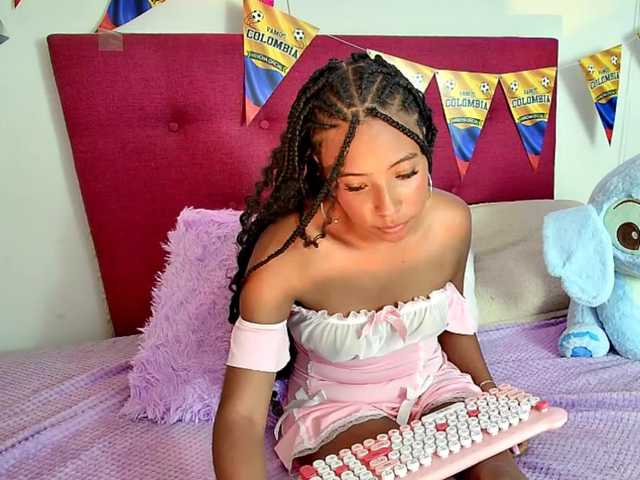 Ellie-Cute7 live cam on BongaCams