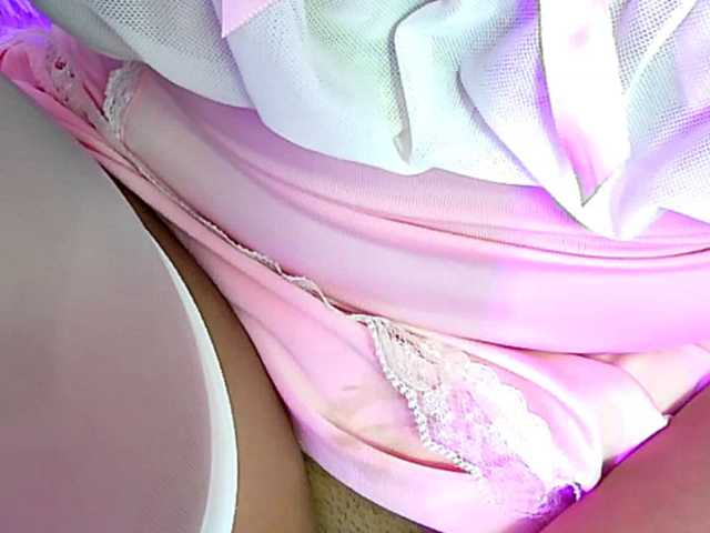 Ellie-Cute7 live cam on BongaCams