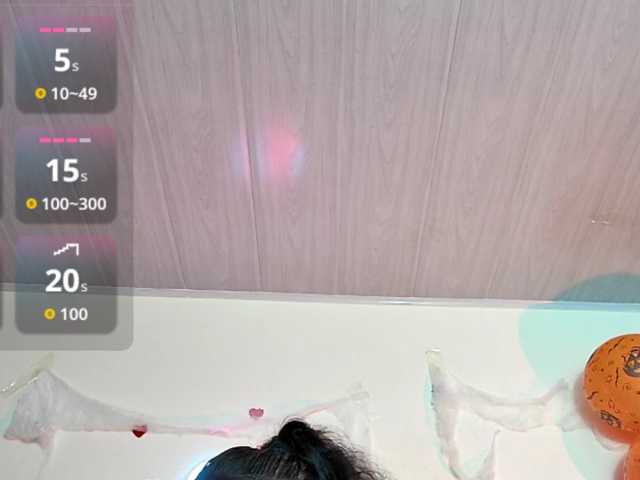 Ellie-Cute7