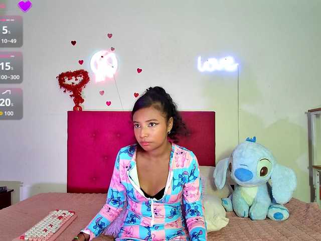 Ellie-Cute7 live cam on BongaCams