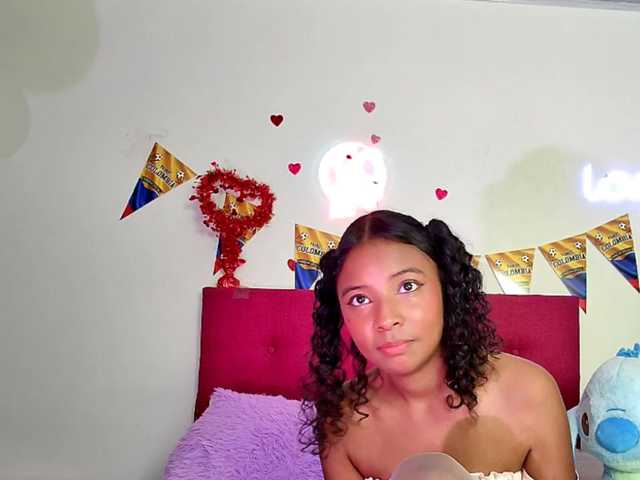le modèle Ellie-Cute7 est en webcam porno dans un show sur le site bongacams, il possède les tags suivants: Latino/Hispanic,Brunette,Trimmed