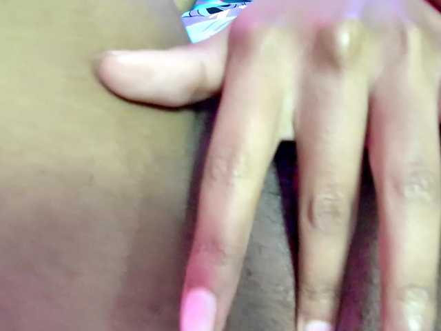 Ellie-Cute7 live cam on BongaCams