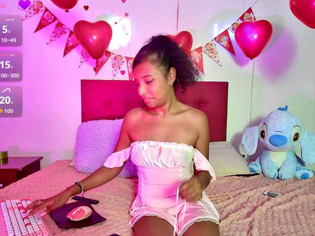 Ellie-Cute7 live cam on BongaCams