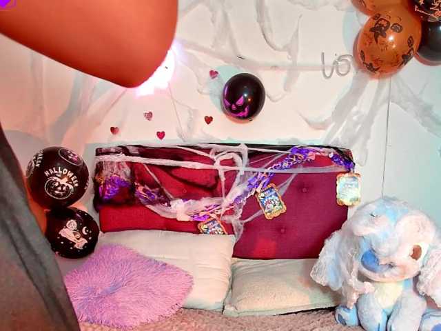 Ellie-Cute7 live cam on BongaCams