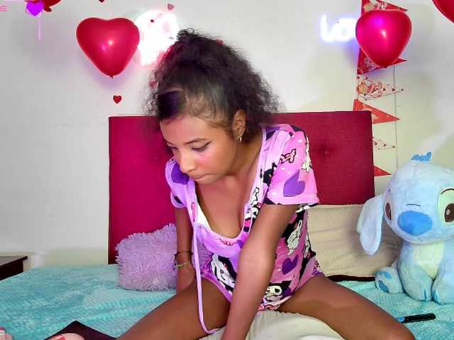 Ellie-Cute7 live cam on BongaCams