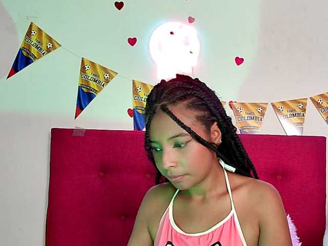 Ellie-Cute7 live cam on BongaCams