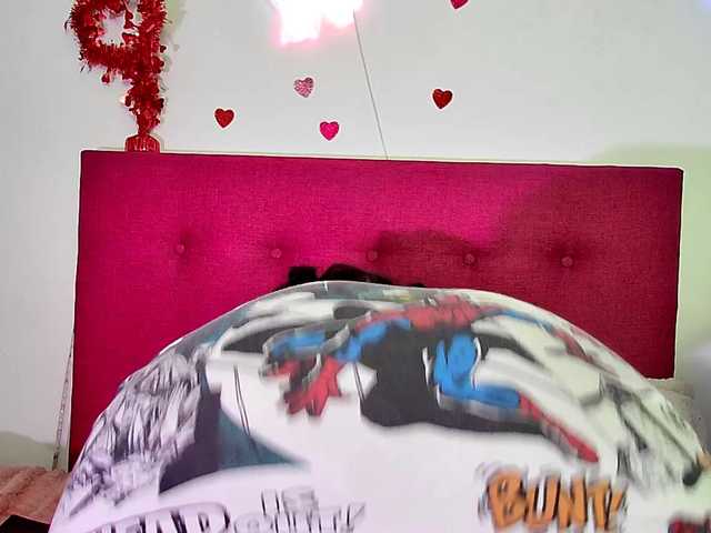 Ellie-Cute7 live webcam show