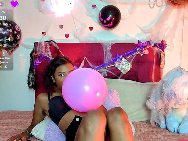 Ellie-Cute7 live cam on BongaCams